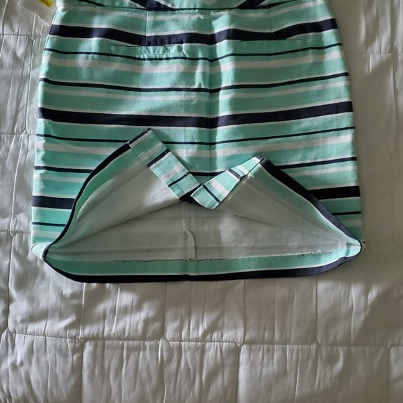 Tommy Hilfiger Cotton Skirt front angle pockets & back pockets w/tag Size 4 - Picture 3 of 6